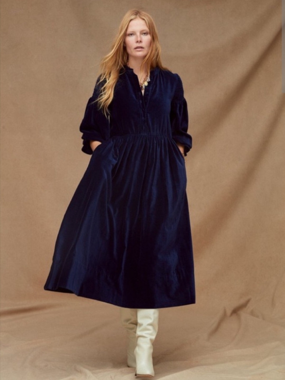 Seraphina Willow Dress Blue Velvet Long-Sleeve Dress